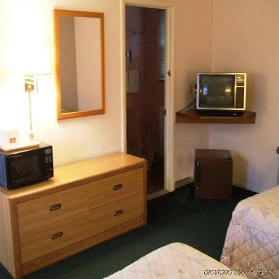 Budget Inn Horseheads Esterno foto